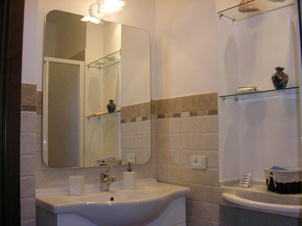 Al Vecchio Olivo Acomodação com café da manhã Frascati Quarto foto