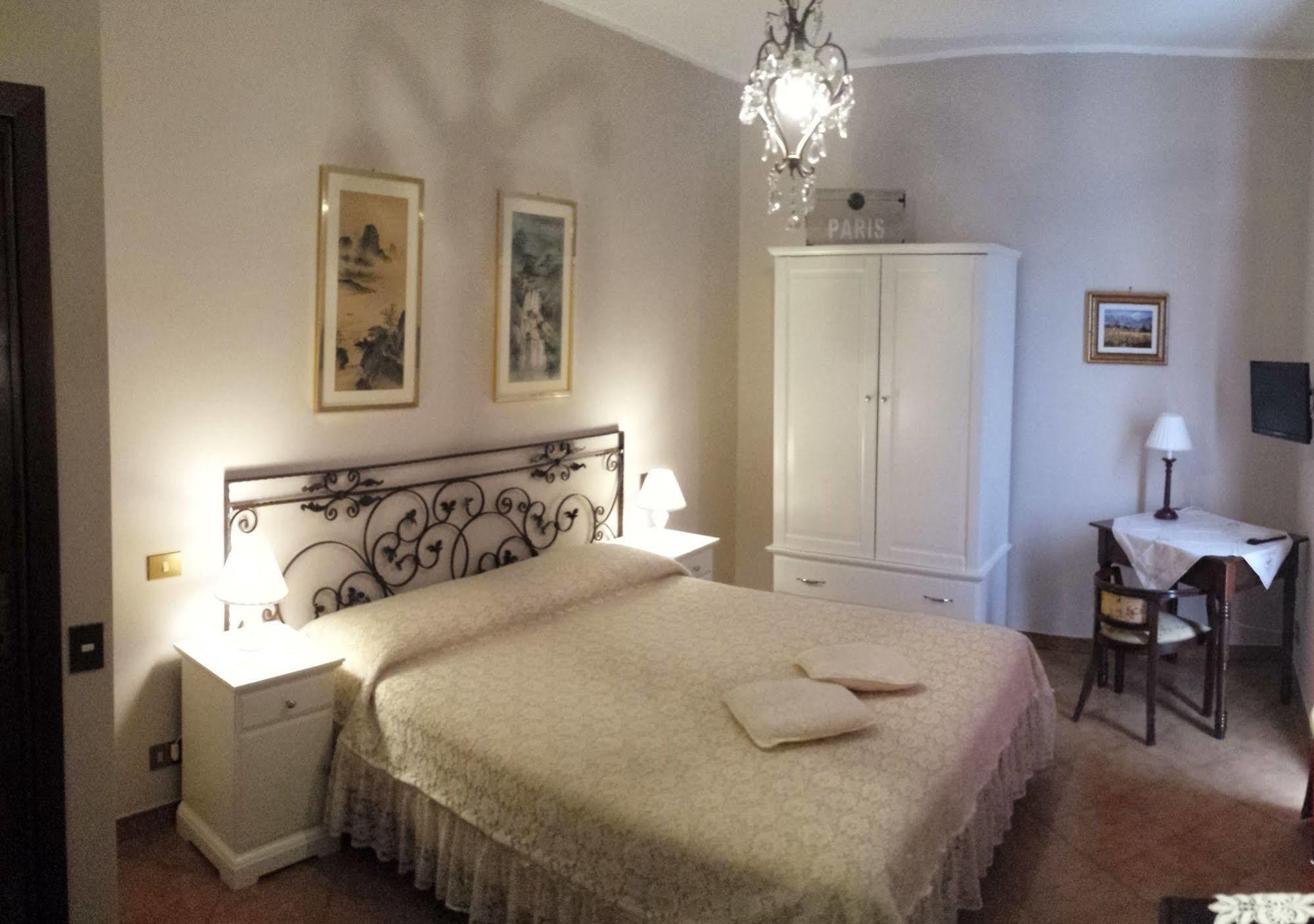 Al Vecchio Olivo Acomodação com café da manhã Frascati Exterior foto